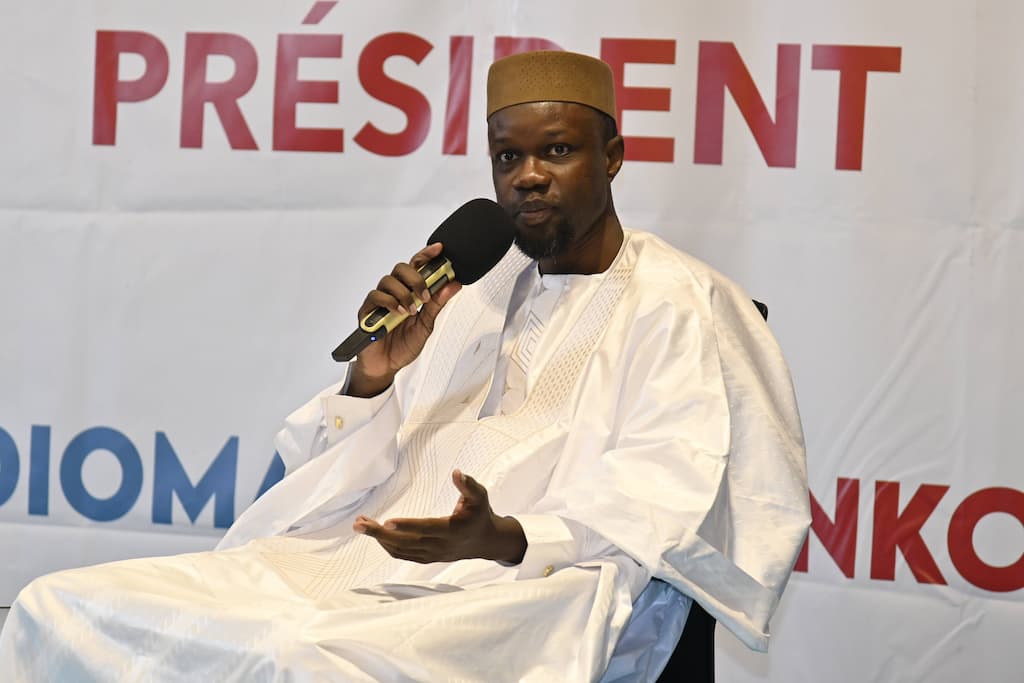 Le Premier ministre Ousmane Sonko s'exprimant au Parlement sénégalais contre l'homosexualité