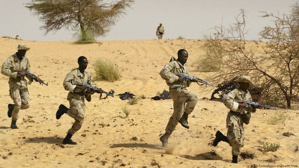 Récompenses financières pour la capture de chefs terroristes au Mali