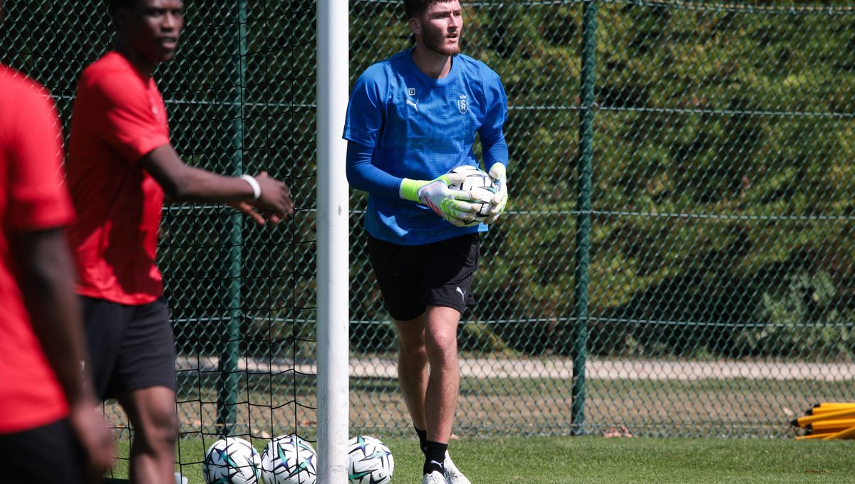 Ewen Jaouen, gardien du Stade de Reims, lors d'un entraînement