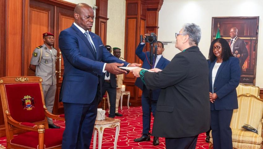 Cérémonie de remise des lettres de créance des ambassadeurs au Gabon