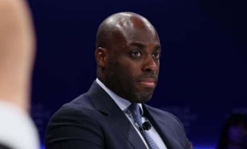 Mark-Alexandre Doumba en réunion internationale