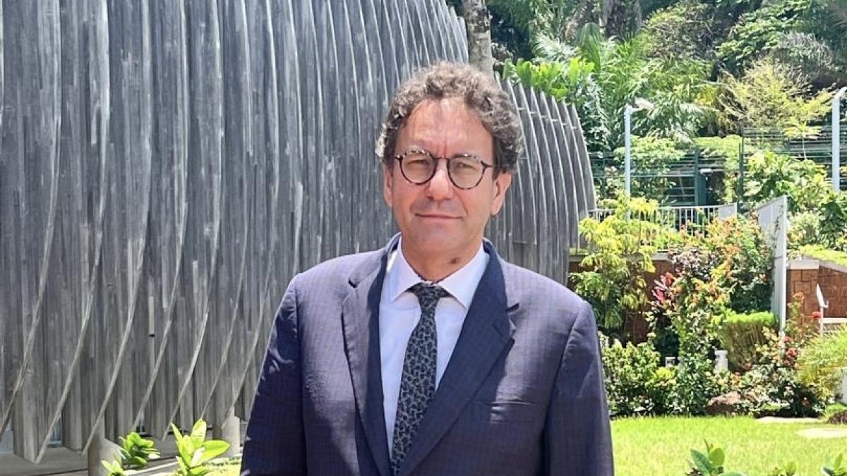 ambassadeur de France au Gabon