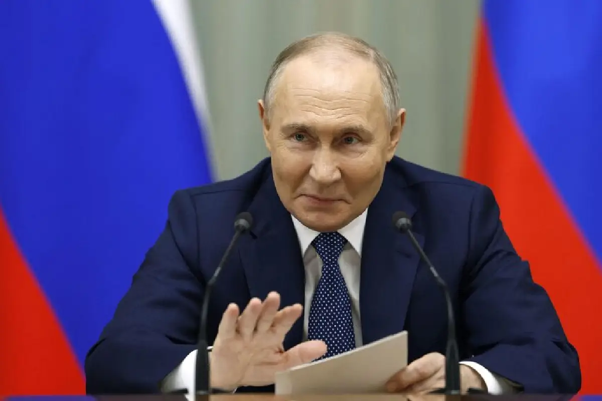 Portrait officiel de Vladimir Poutine, président de la Russie