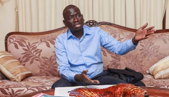 Serigne Mboup lors d'un entretien télévisé Serigne Mboup lors d'un entretien télévisé