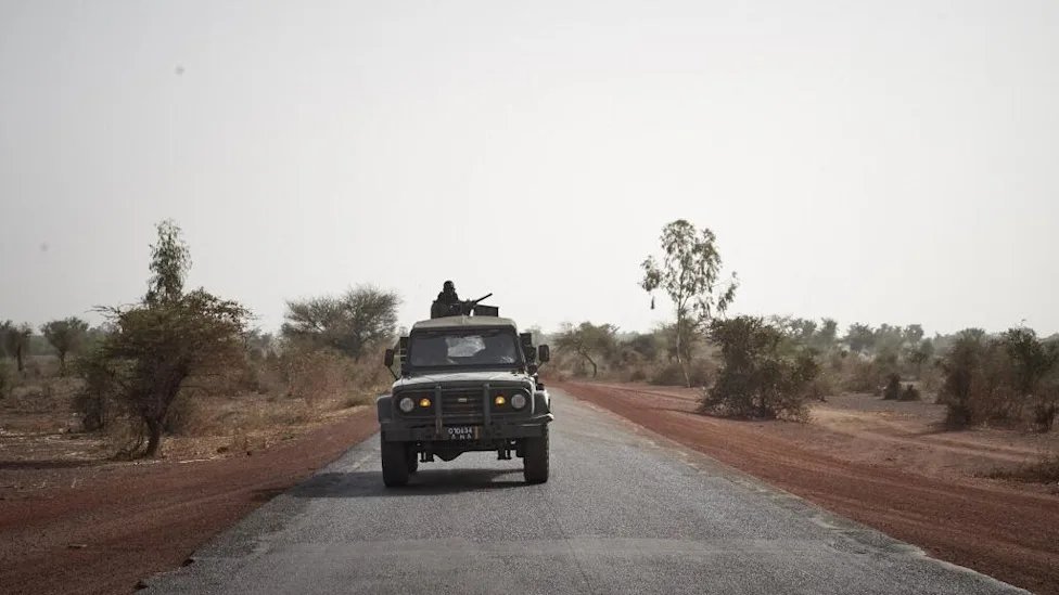 Un camp militaire malien attaqué par des jihadistes du Jnim au Mali