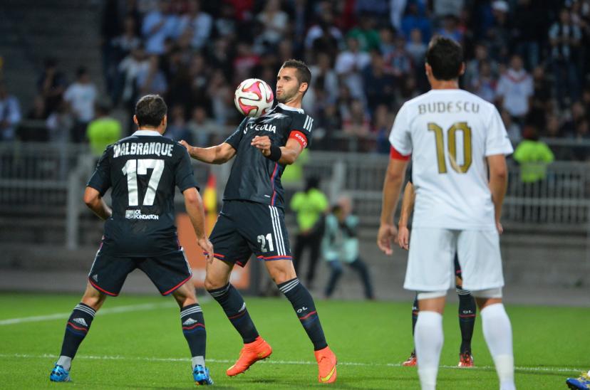 Maxime Gonalons et Steed Malbranque en août 2014 face à l'Astra Giurgiu