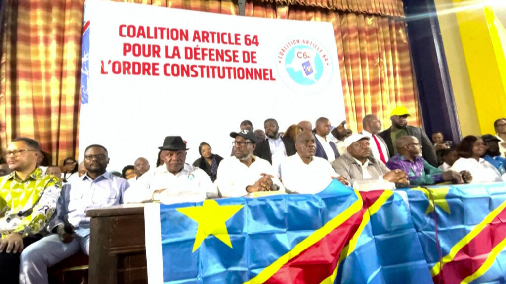 Les dirigeants de la coalition C64 lors d'une conférence de presse à Kinshasa, en RDC